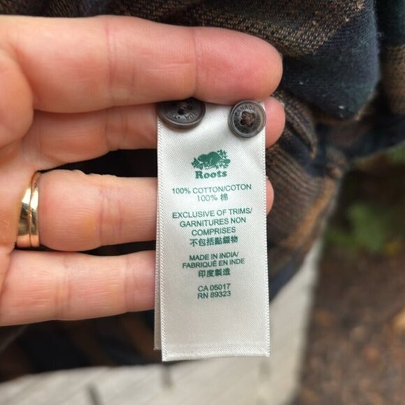 Roots Plaid Flannel Tunic Top Tan/Brown/Navy Sz S - Picture 8 of 9